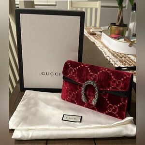 Red Gucci small bag
